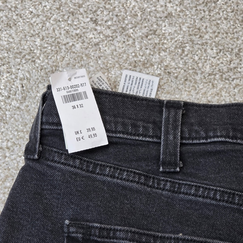 Hollister Mens Loose Fit Stretch Jeans Faded Black Denim 36x32 NWT
457 - Picture 5 of 5